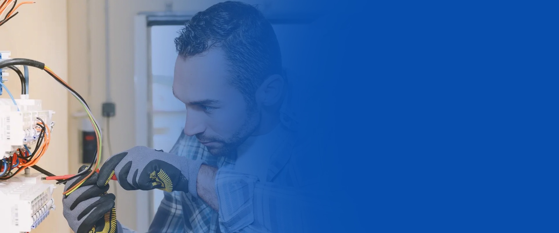 Electrician Software That Keeps Your Business Wired for Success
